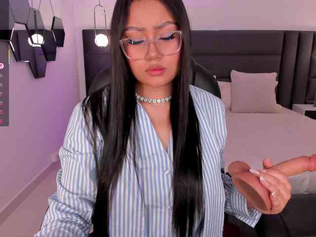 AmberLewis webcam
