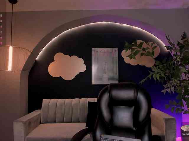 AmberLewis webcam