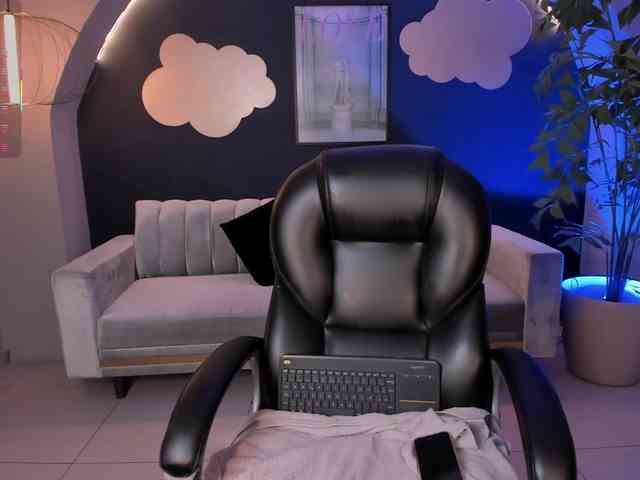 AmberLewis webcam