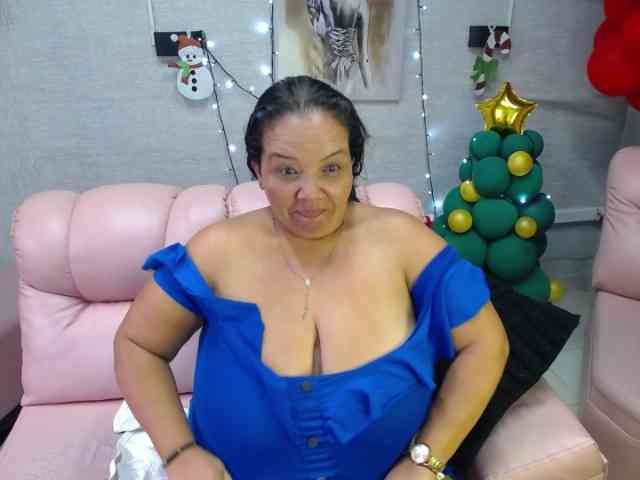 misspenelopenipples webcam