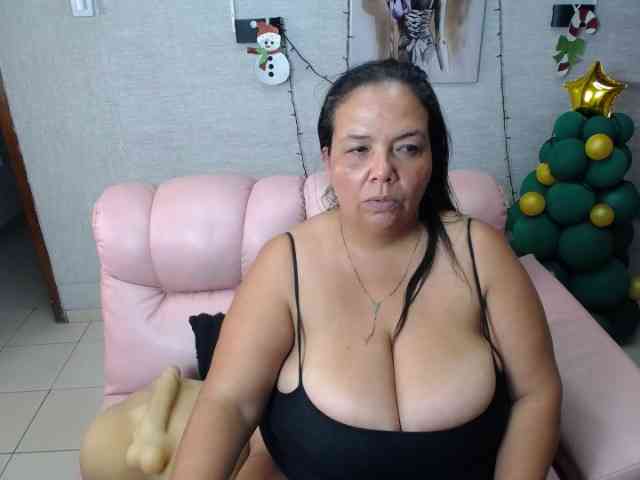 misspenelopenipples webcam