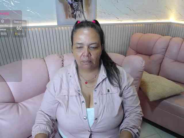 misspenelopenipples webcam