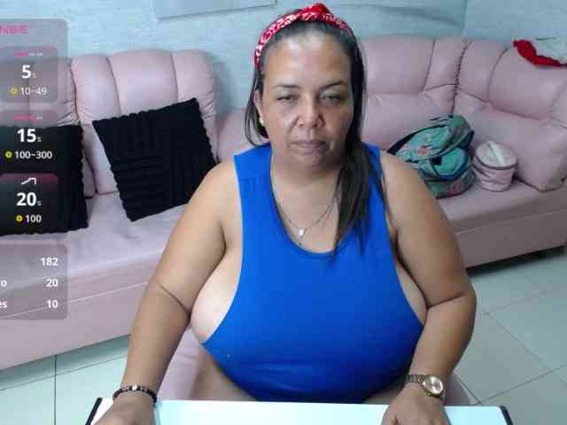 misspenelopenipples webcam