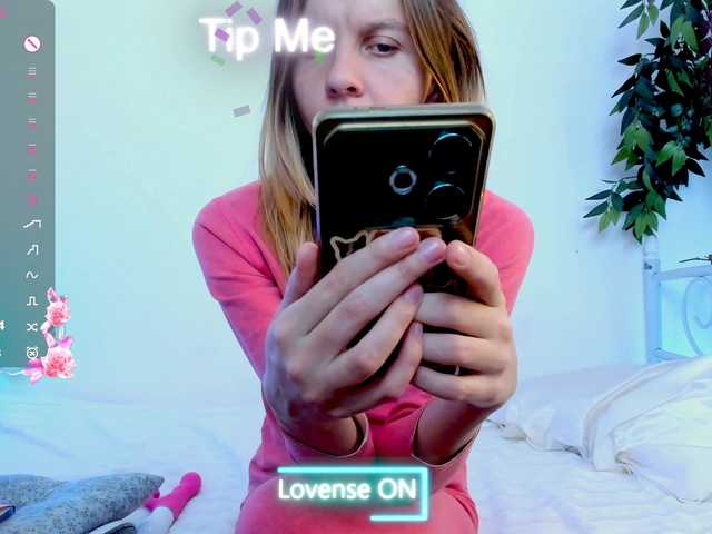 Beellami's BongaCams show and profile