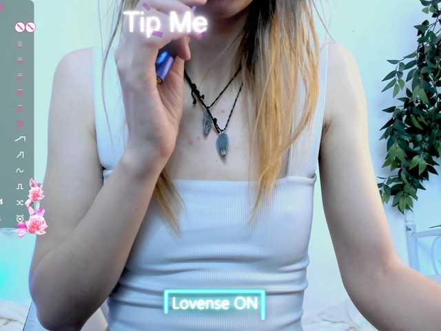 Beellami's BongaCams show and profile