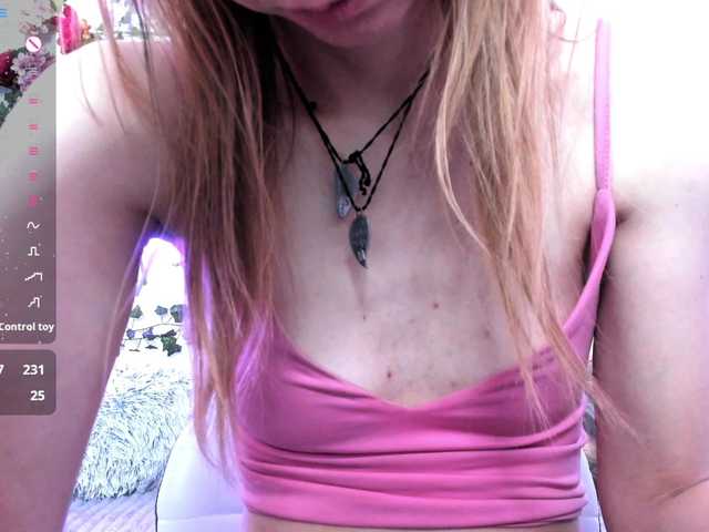 Beellami's BongaCams show and profile