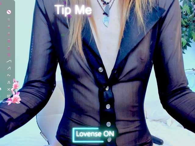 Beellami's BongaCams show and profile