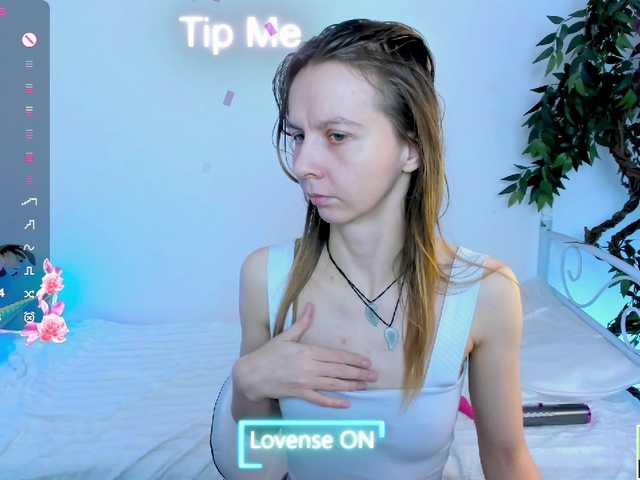 Beellami's BongaCams show and profile