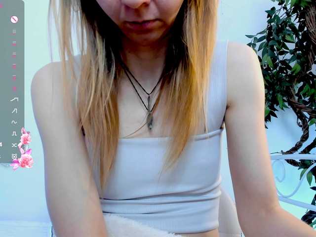 Beellami's BongaCams show and profile