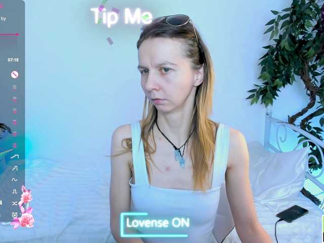 Beellami's BongaCams show and profile