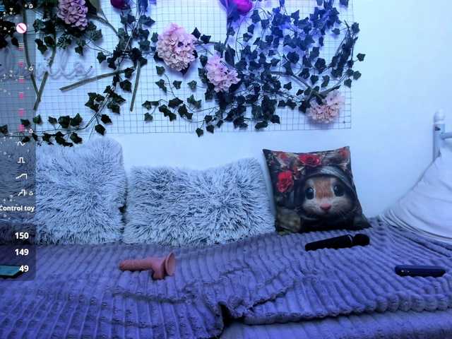 Beellami's BongaCams show and profile