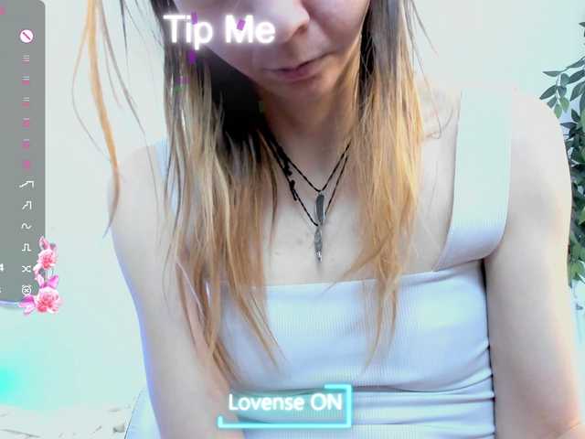 Beellami's BongaCams show and profile