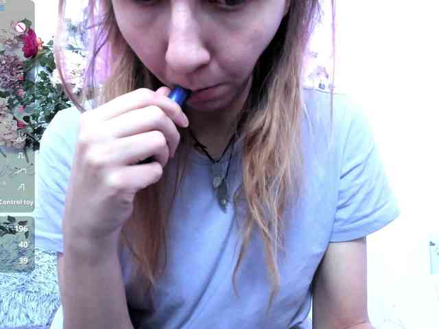 Beellami Live Webcam on BongaCams