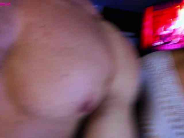 AndrewHarriss Live Webcam on BongaCams