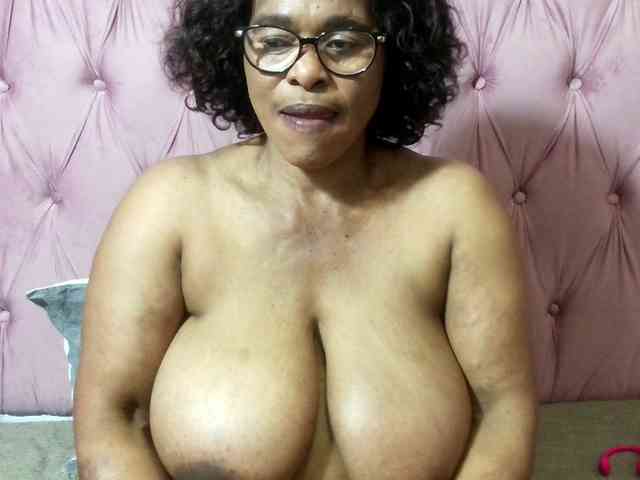 SweetMellowX1-1 webcam