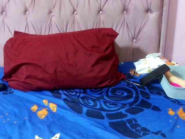 SweetMellowX1-1 webcam