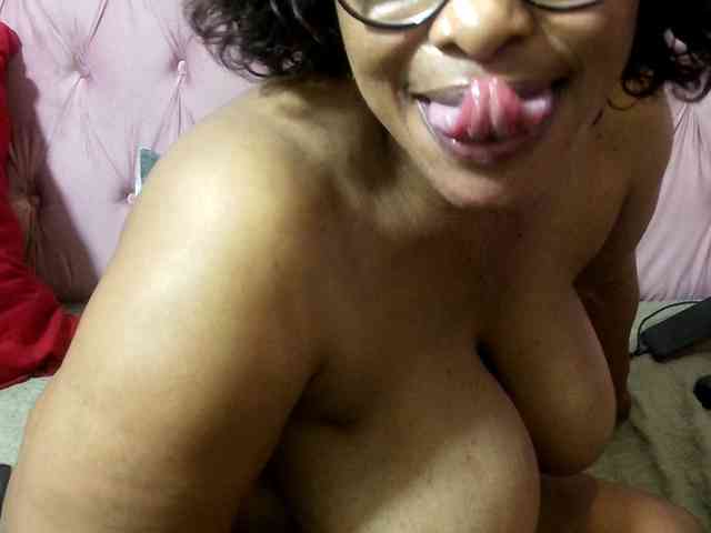 SweetMellowX1-1 webcam