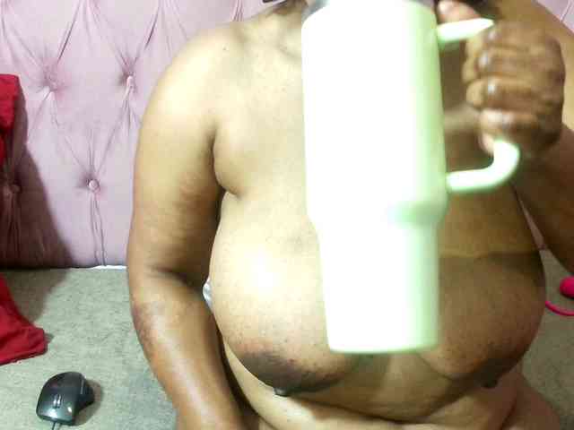 SweetMellowX1-1 webcam