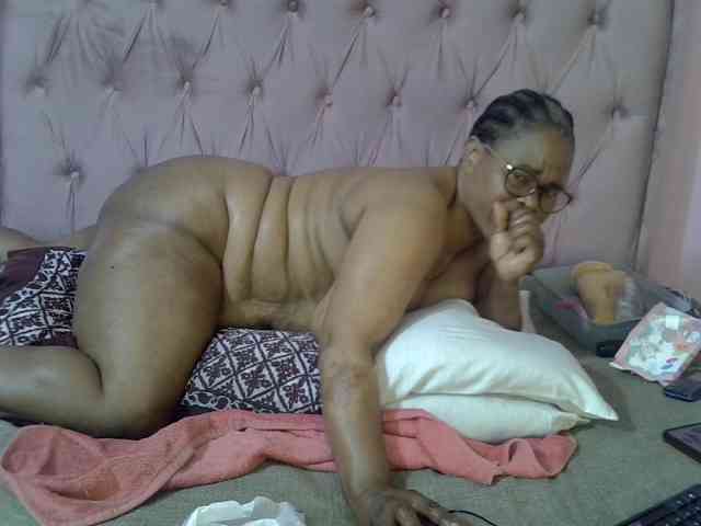 SweetMellowX1-1 webcam
