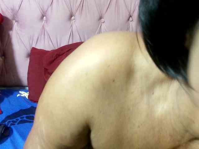 SweetMellowX1-1 webcam