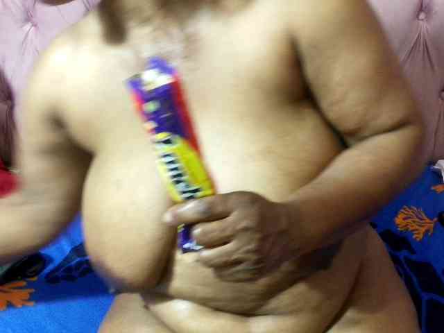 SweetMellowX1-1 webcam