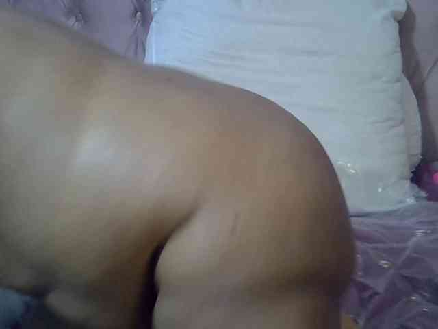 SweetMellowX1-1 webcam