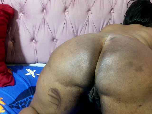 SweetMellowX1-1 webcam