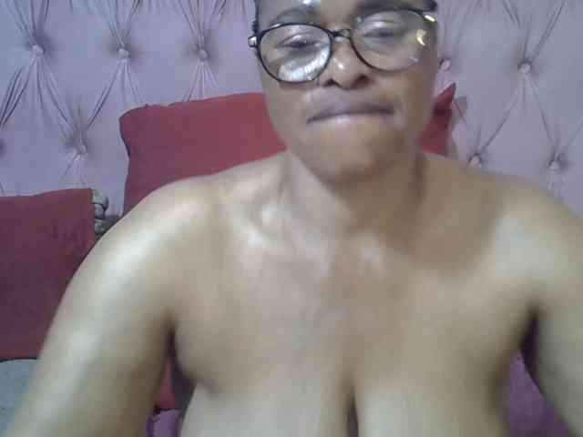 SweetMellowX1-1 webcam