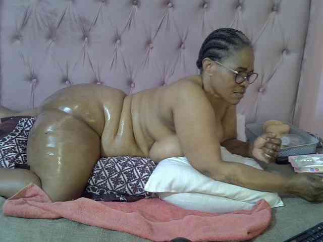 SweetMellowX1-1 webcam