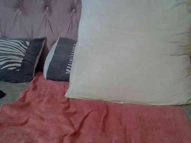 SweetMellowX1-1 webcam