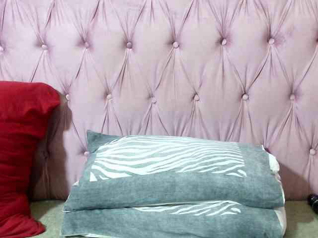 SweetMellowX1-1 webcam