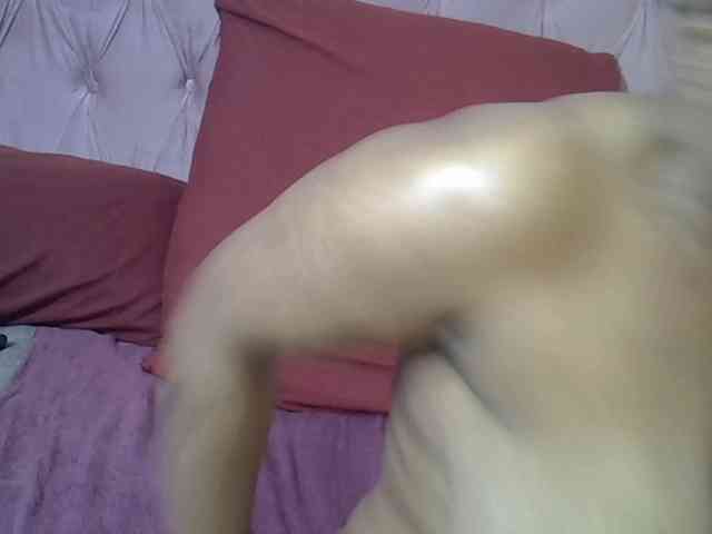 SweetMellowX1-1 webcam