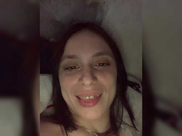 -NEEDLE-'s BongaCams show and profile