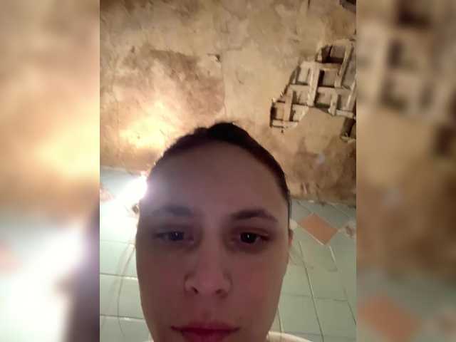 -NEEDLE-'s BongaCams show and profile