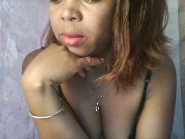 Baby-giiirl23 webcam