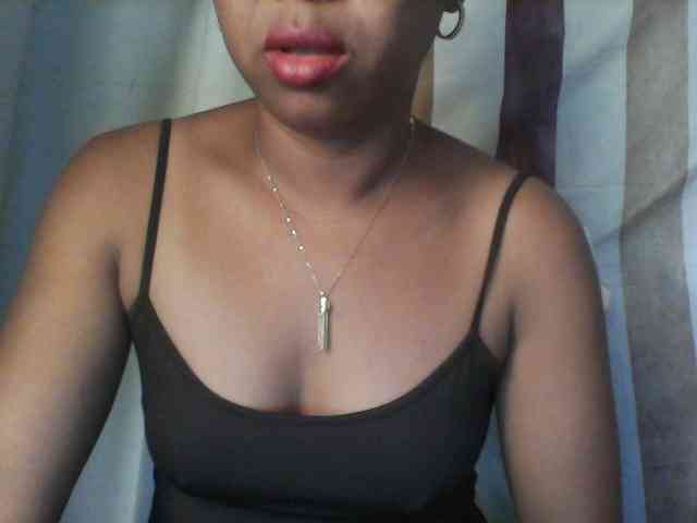 Baby-giiirl23 webcam
