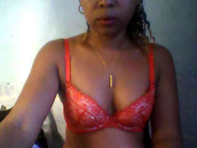 Baby-giiirl23 webcam