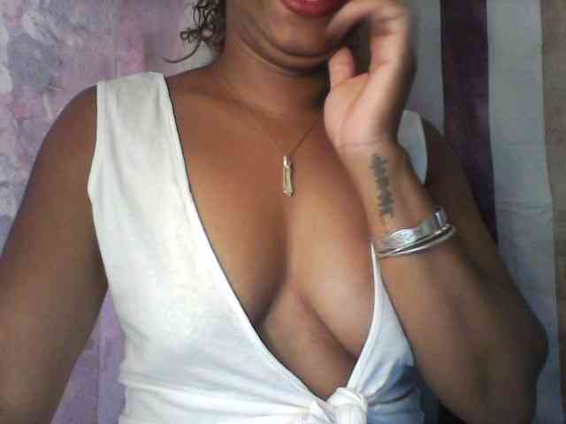 Baby-giiirl23 webcam