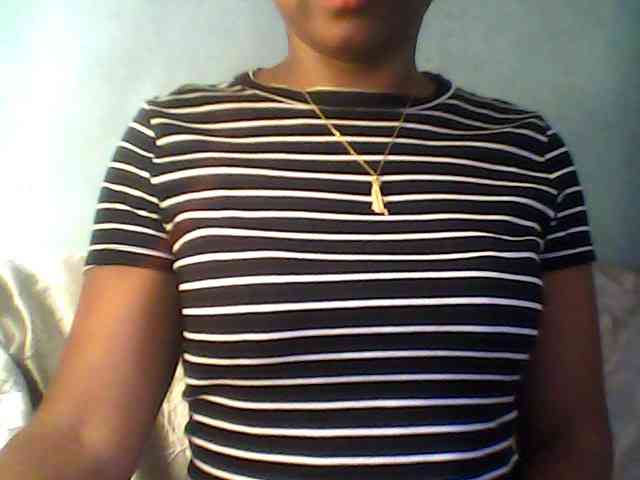 Baby-giiirl23 webcam