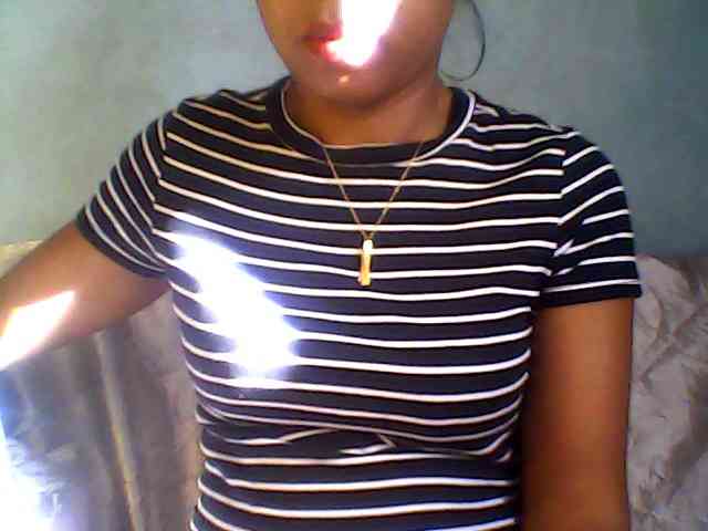 Baby-giiirl23 webcam