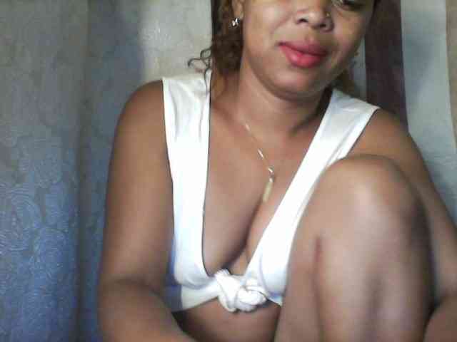 Baby-giiirl23 webcam