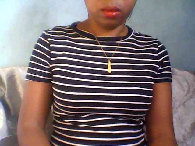 Baby-giiirl23 webcam