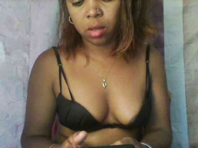 Baby-giiirl23 webcam