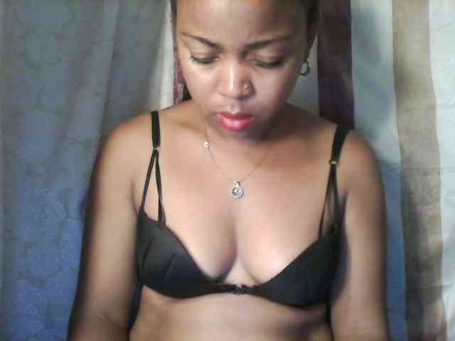 Baby-giiirl23 webcam