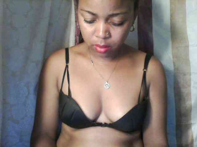 Baby-giiirl23 webcam