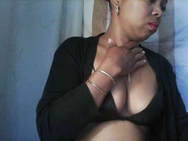 Baby-giiirl23 webcam