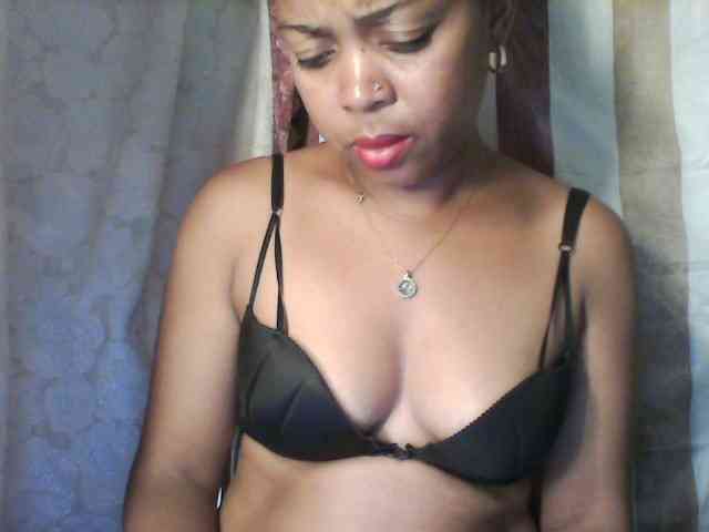 Baby-giiirl23 webcam