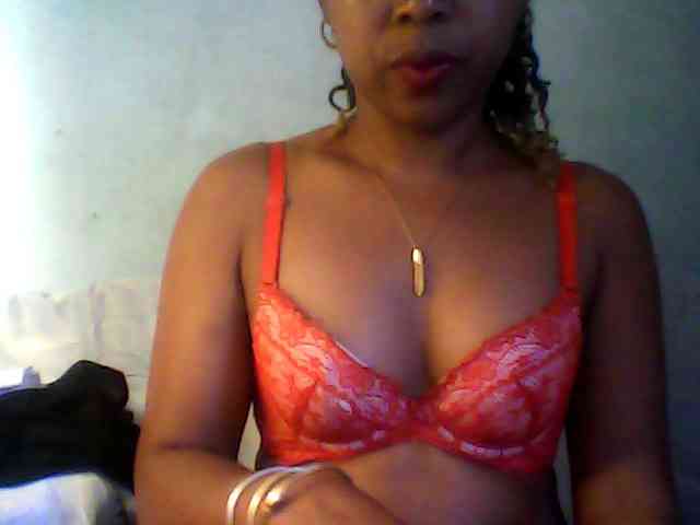Baby-giiirl23 webcam