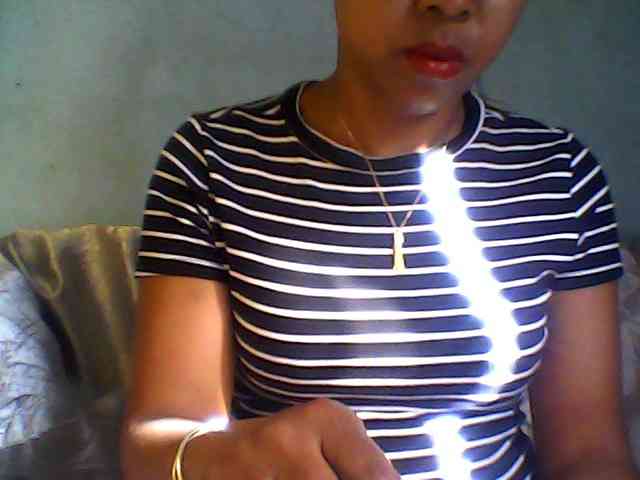Baby-giiirl23 webcam