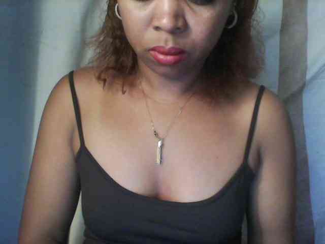 Baby-giiirl23 webcam